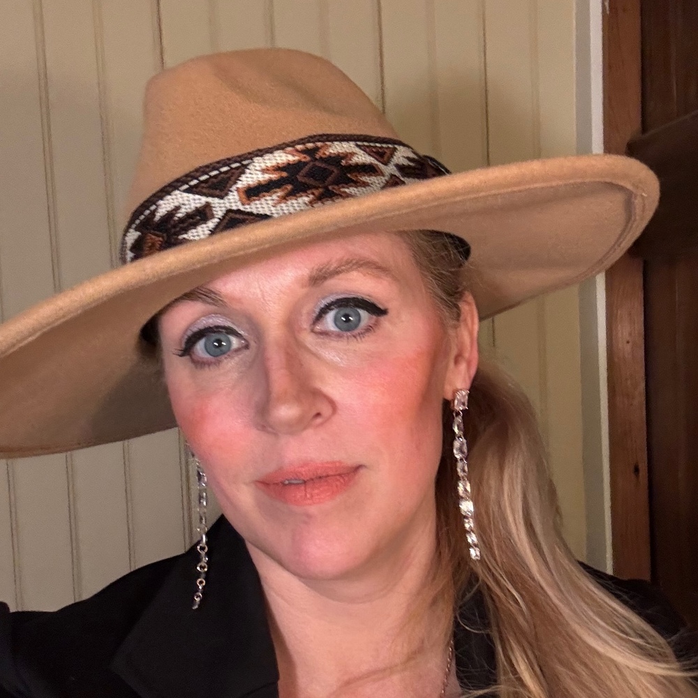 Meet your Posher, Maureen